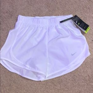 white nike shorts